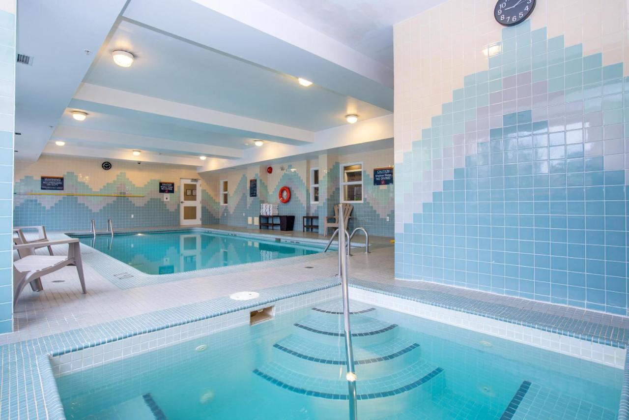 Sandman Hotel Vancouver Airport Ричмонд Экстерьер фото