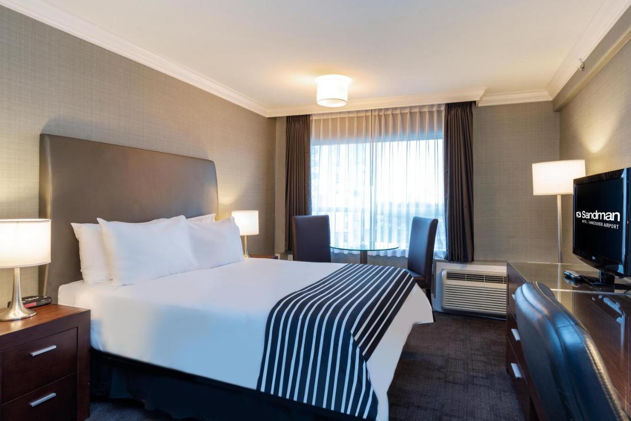 Sandman Hotel Vancouver Airport Ричмонд Экстерьер фото