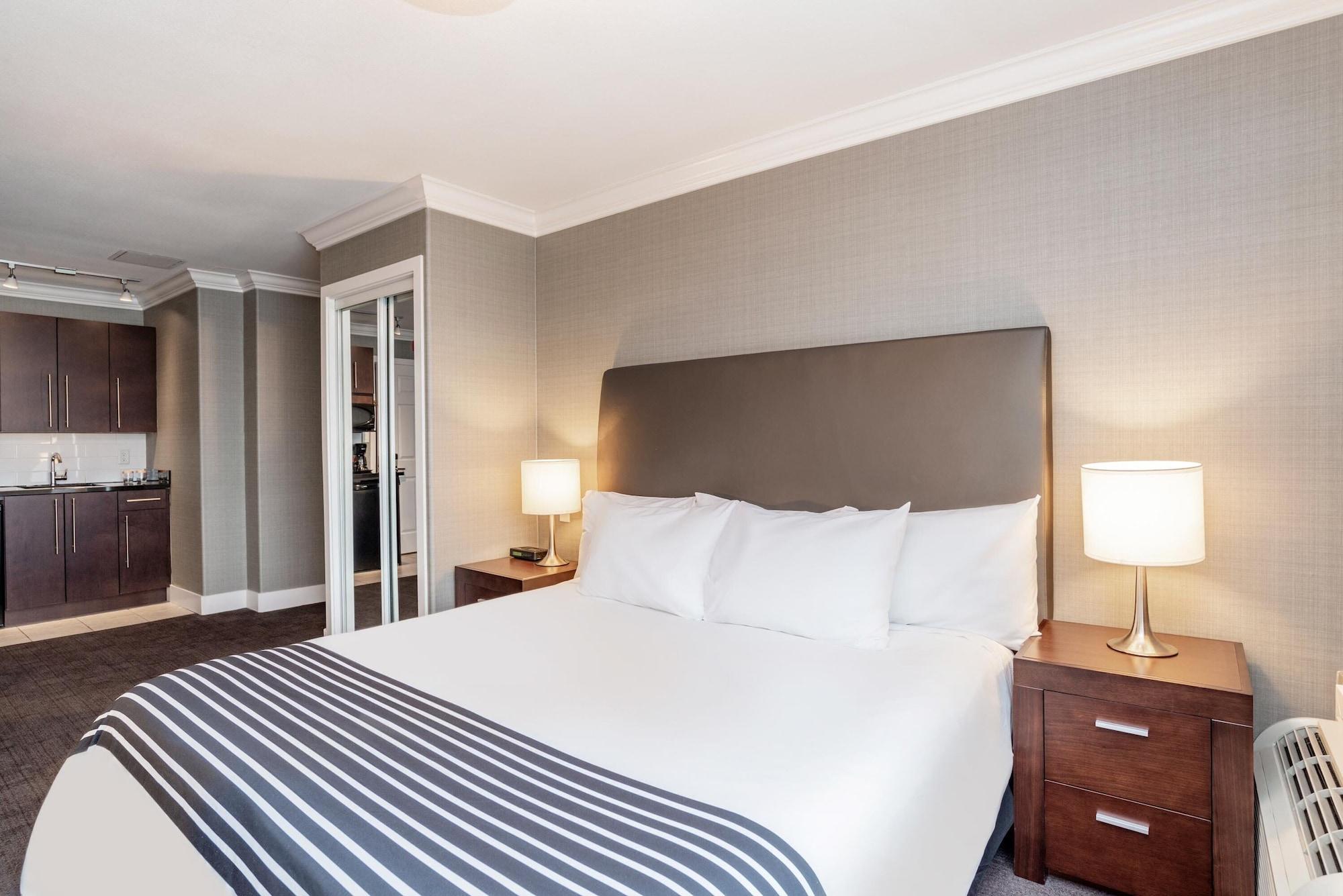 Sandman Hotel Vancouver Airport Ричмонд Экстерьер фото